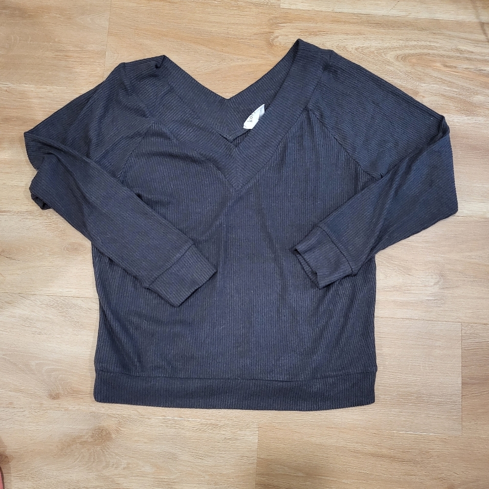Ribbed V-Neck Brushed Sweater in Charcoal